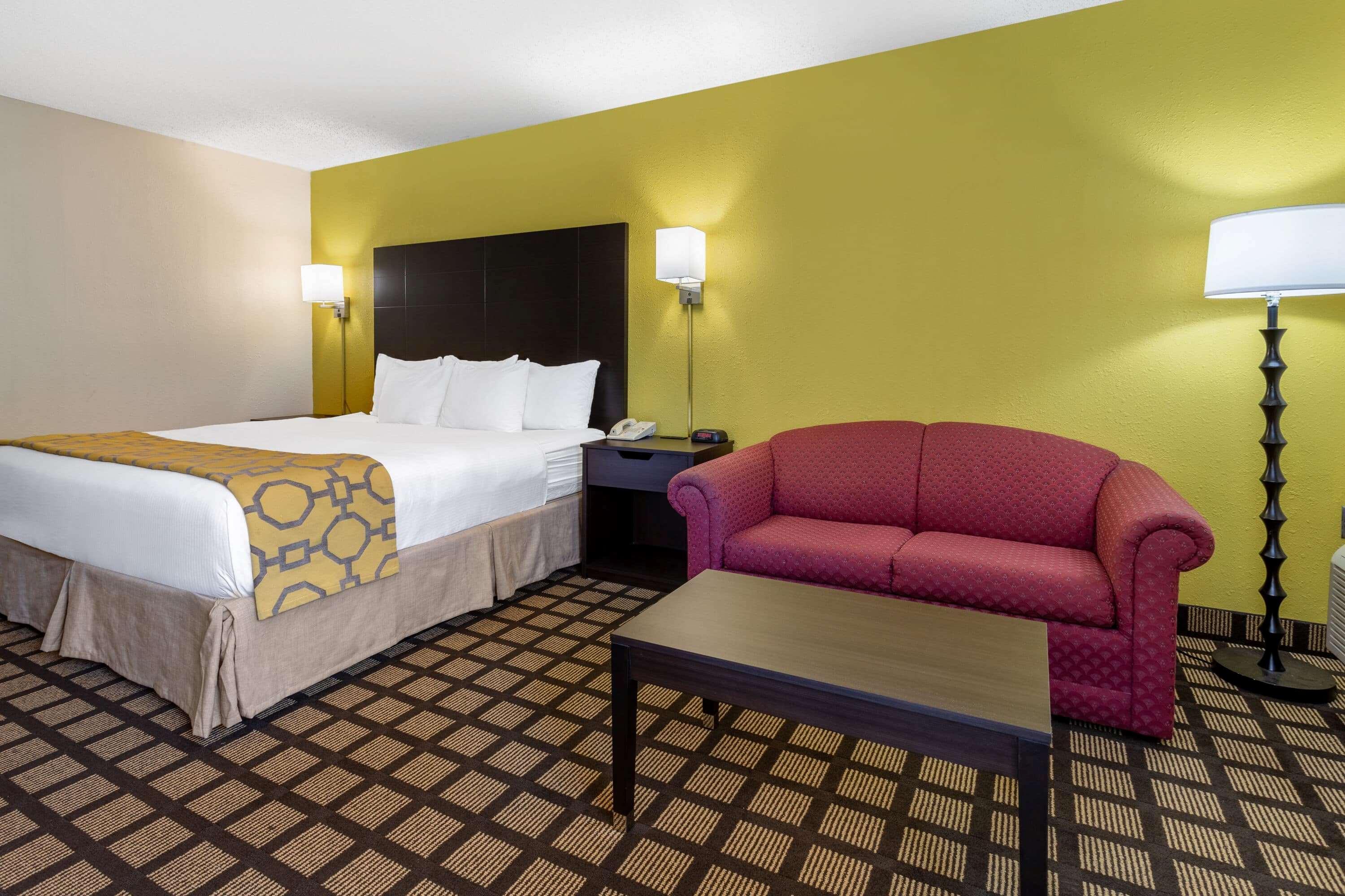 Baymont By Wyndham Queensbury/Lake George Экстерьер фото